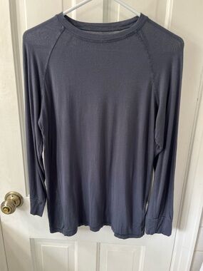 Mandala Women’s Long-Sleeve Underscrub Top- Charcoal